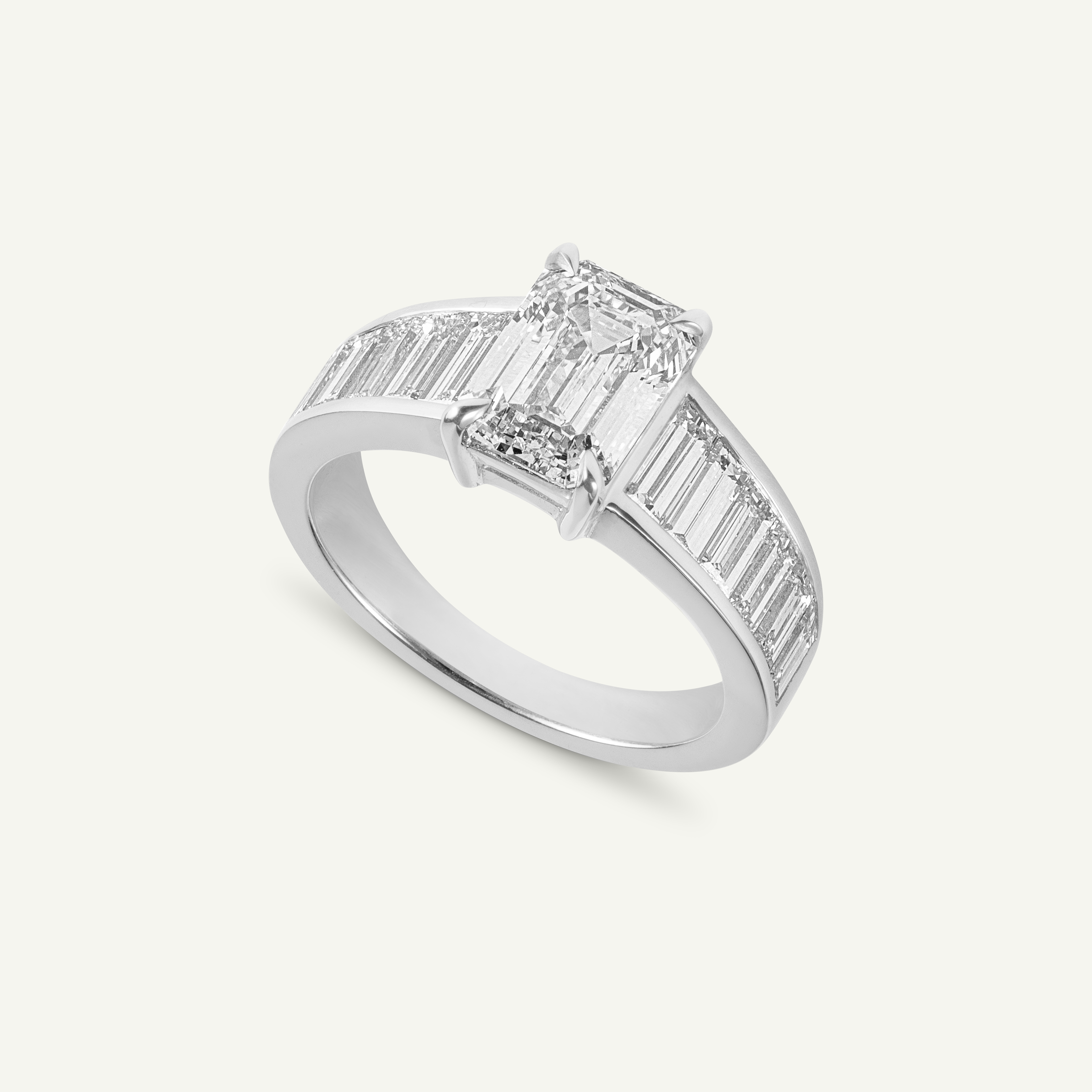 Arran White Gold Ring