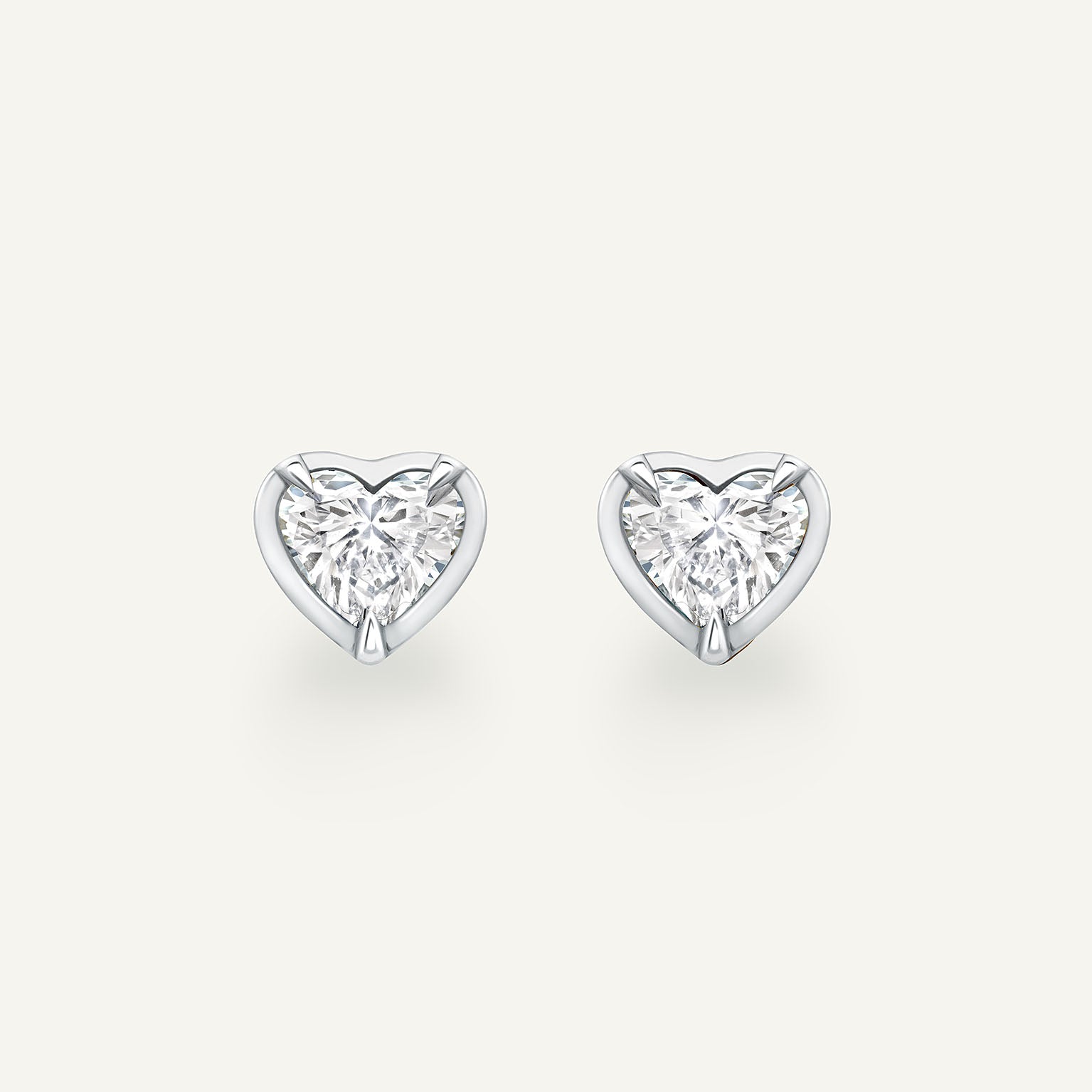 Heart White Gold Bute Studs