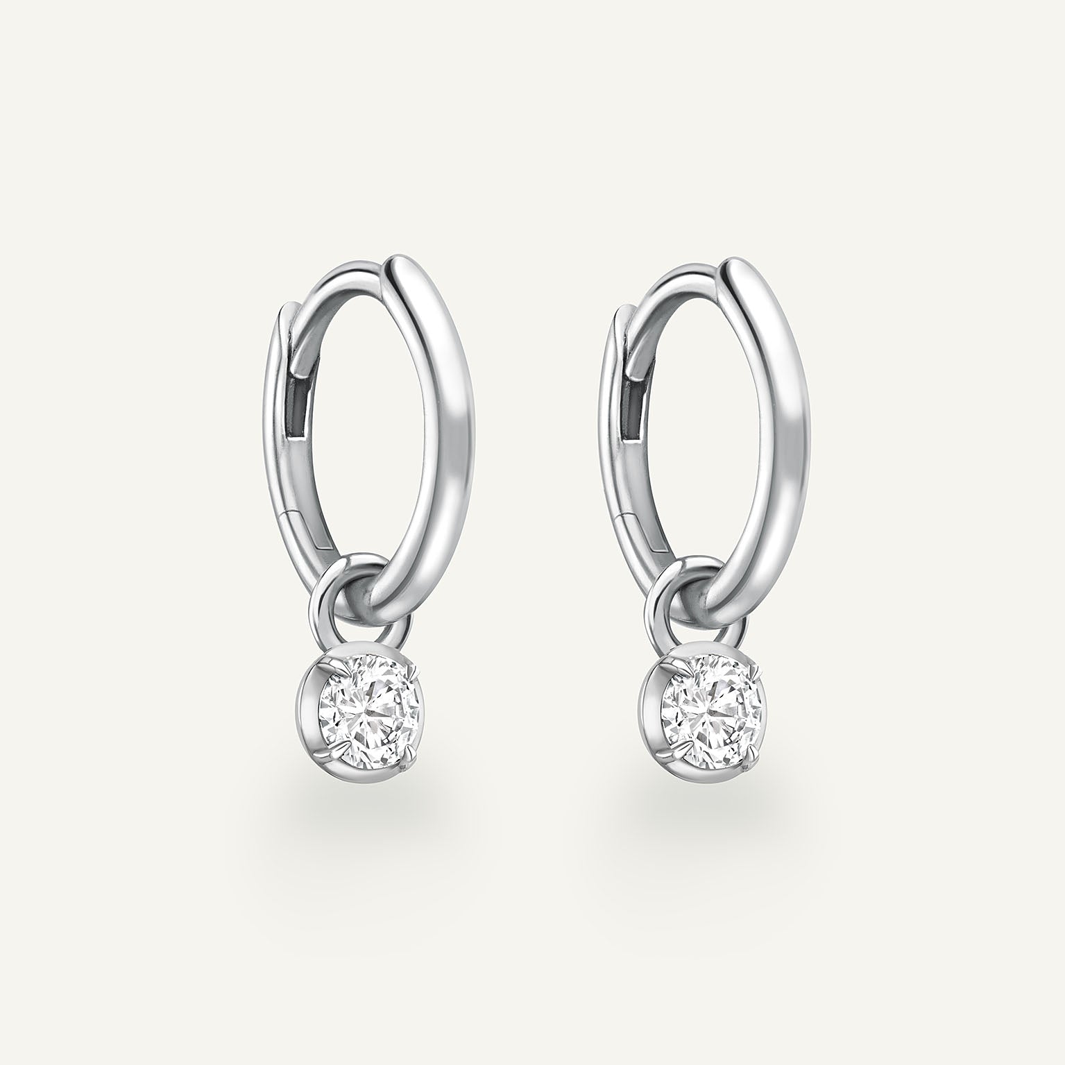Small Round Kildonan White Gold Earrings