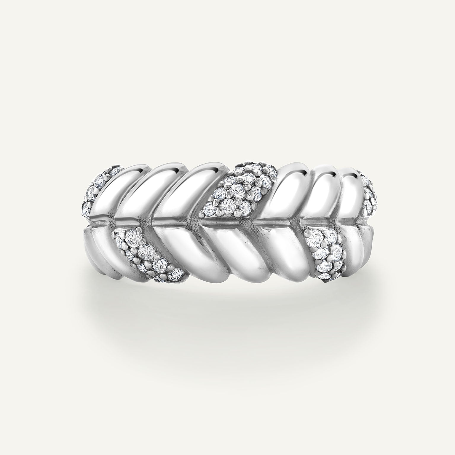 Luss White Gold Ring