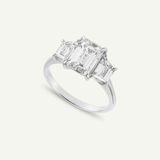 Mull White Gold Ring