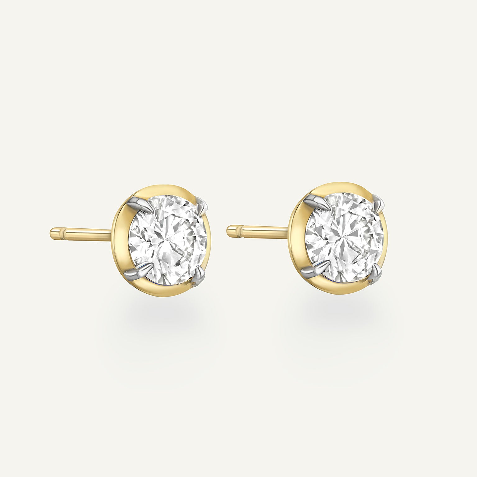 Round Yellow Gold Bute Studs