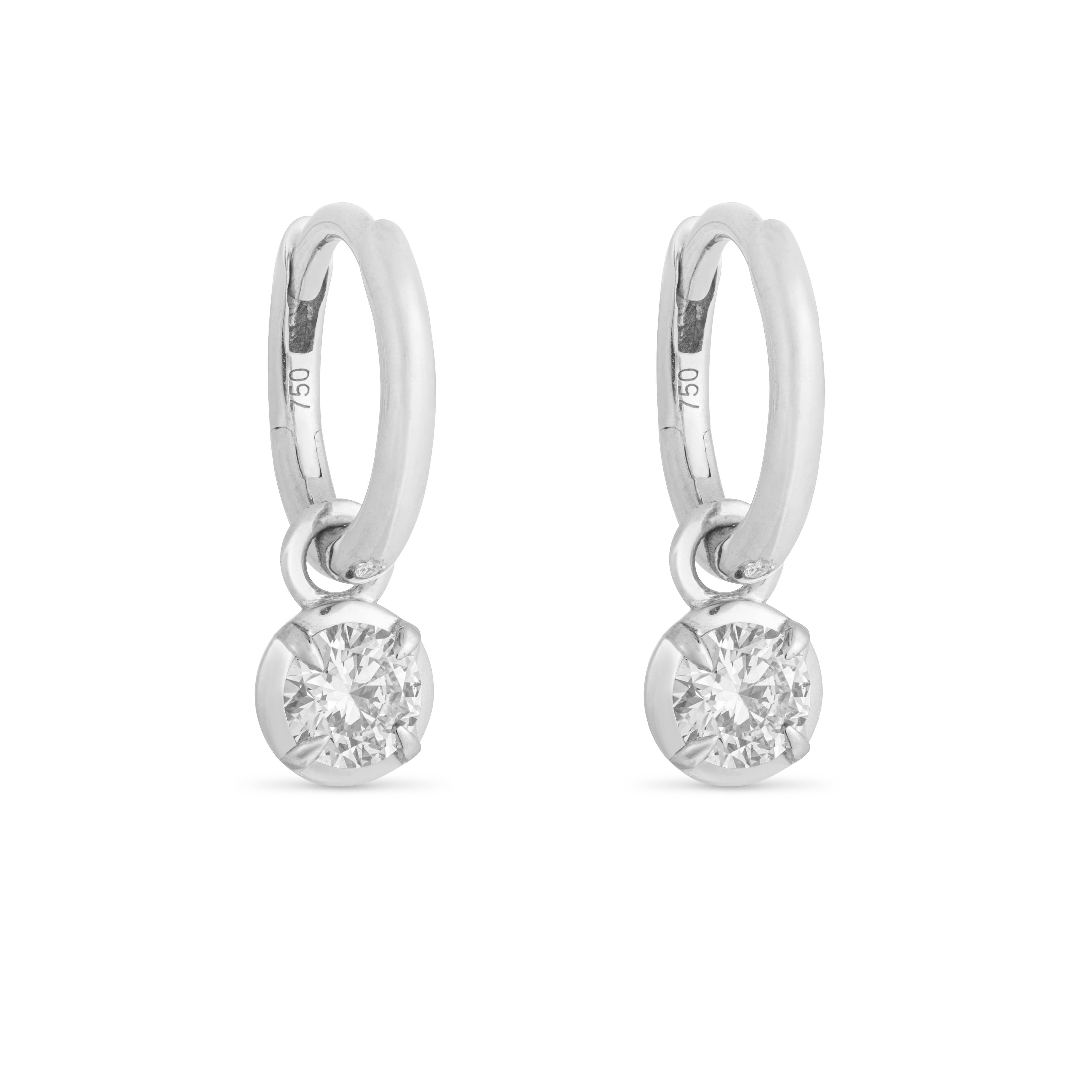 Medium Round Kildonan White Gold Earrings