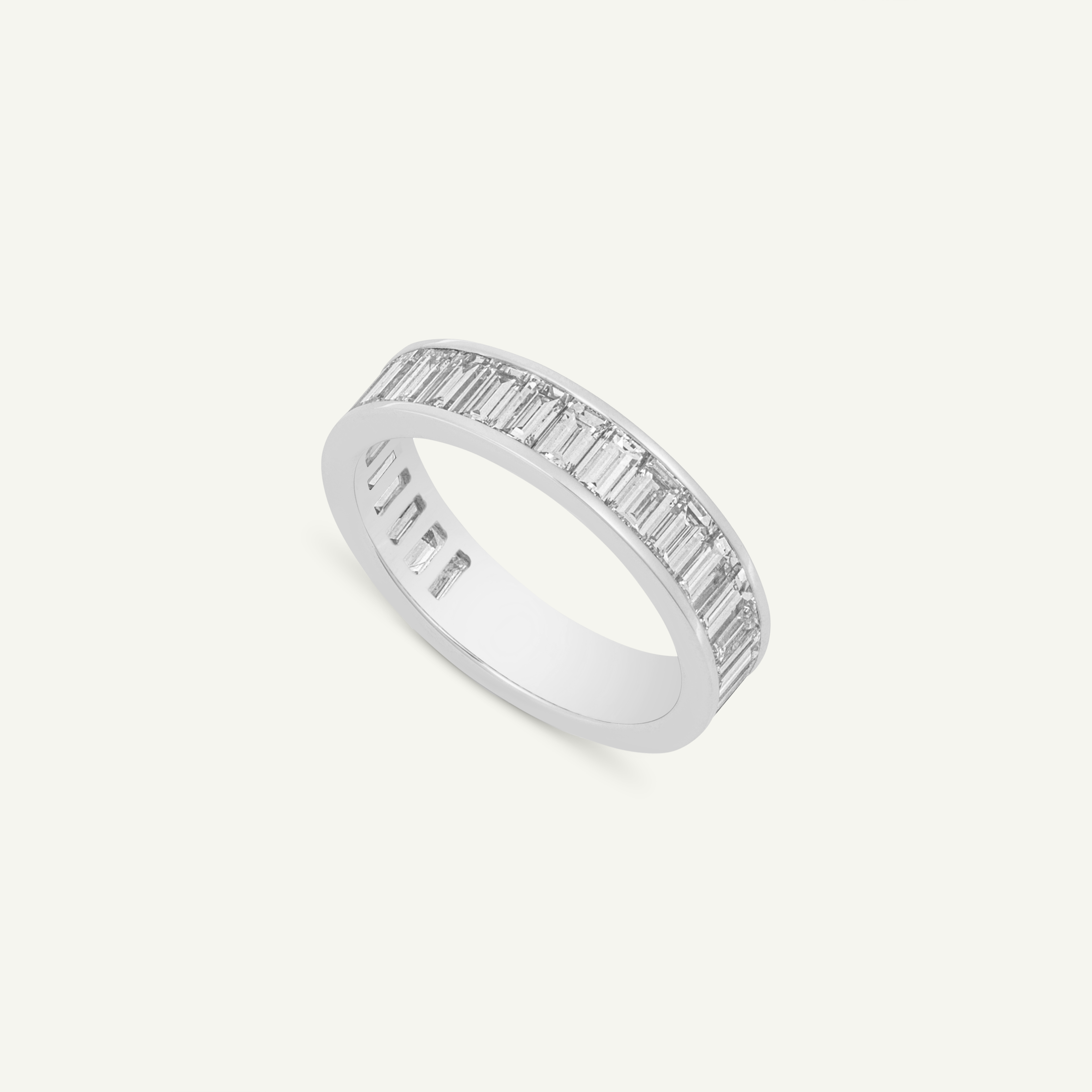Sannox White Gold Ring