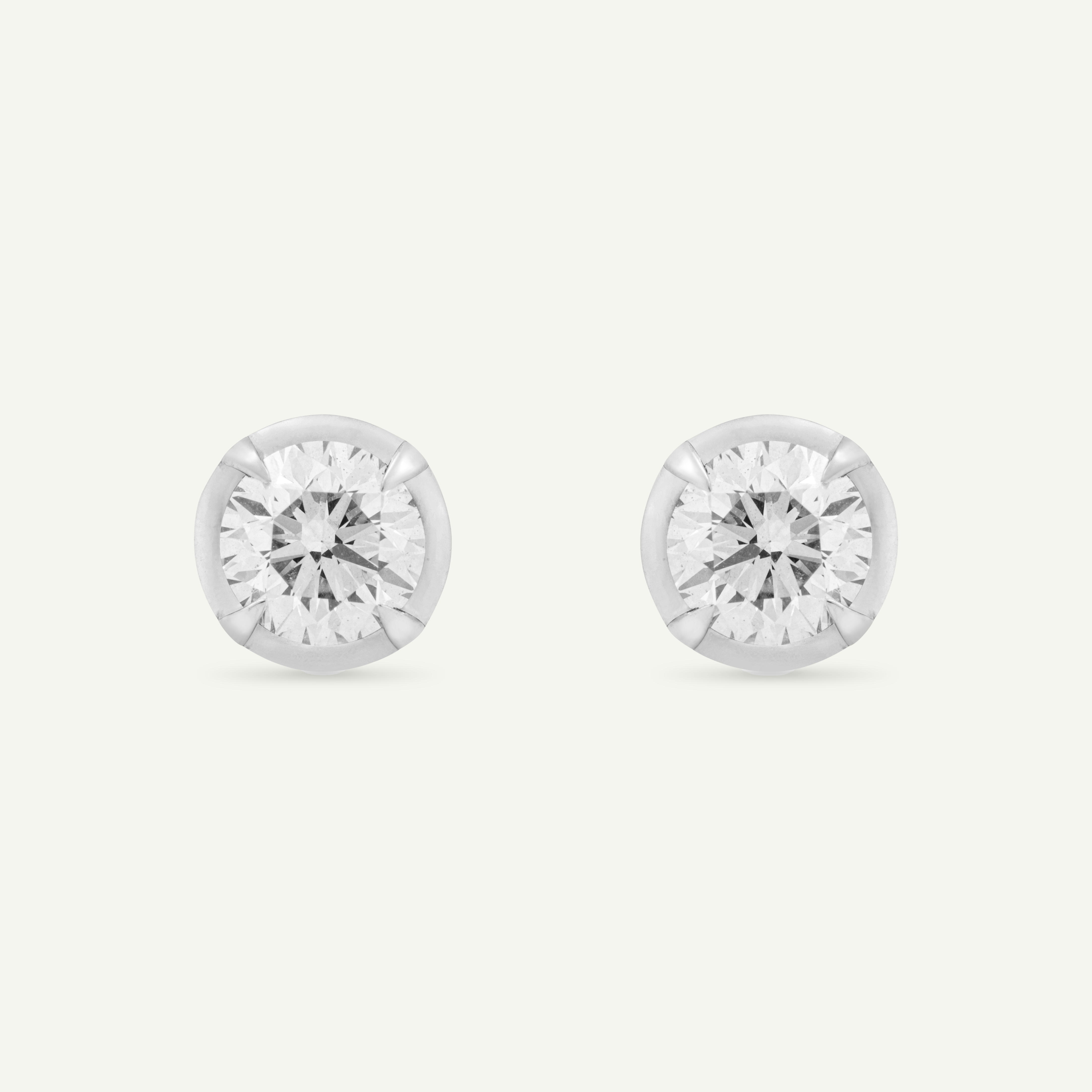 Round White Gold Bute Studs