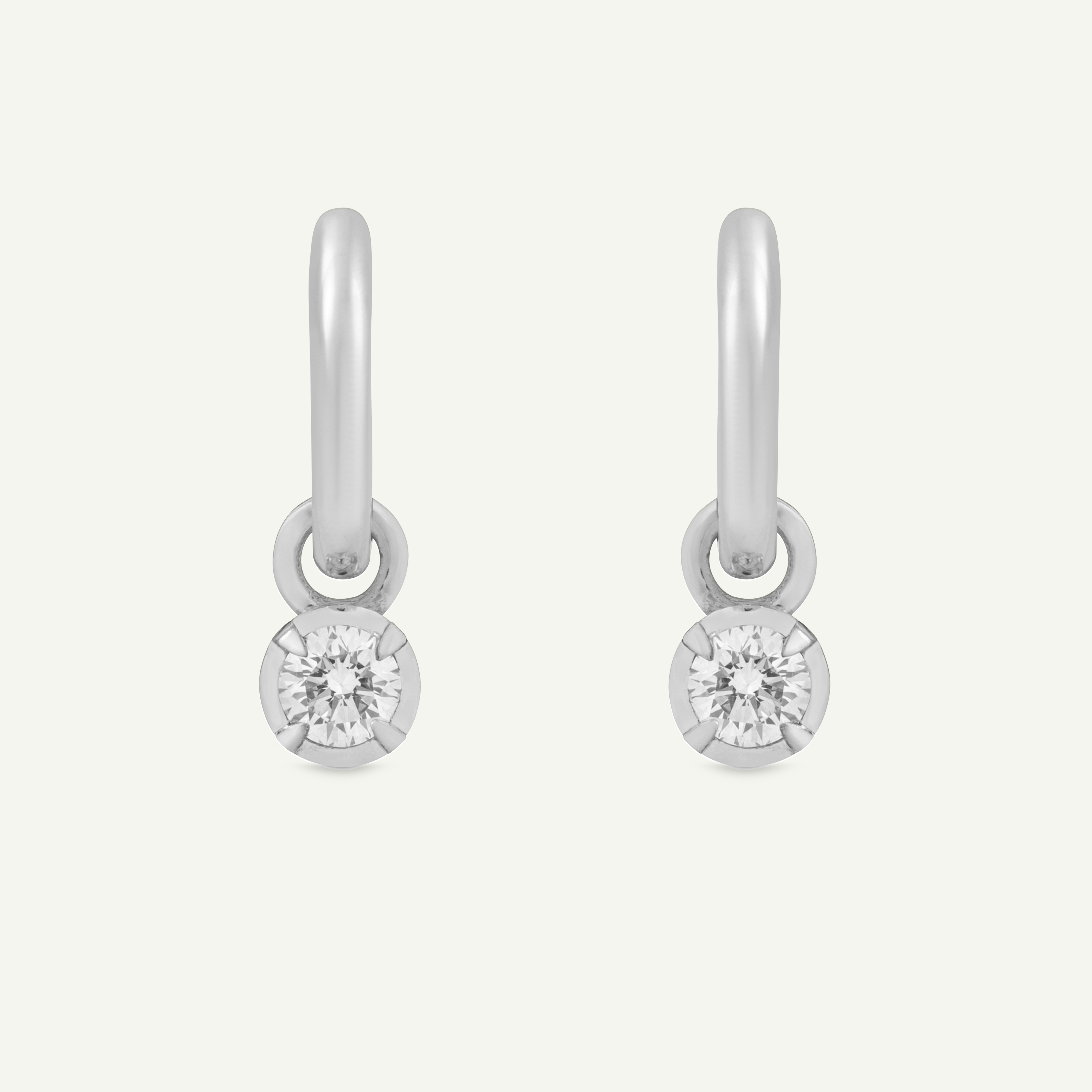 Small Round Kildonan White Gold Earrings