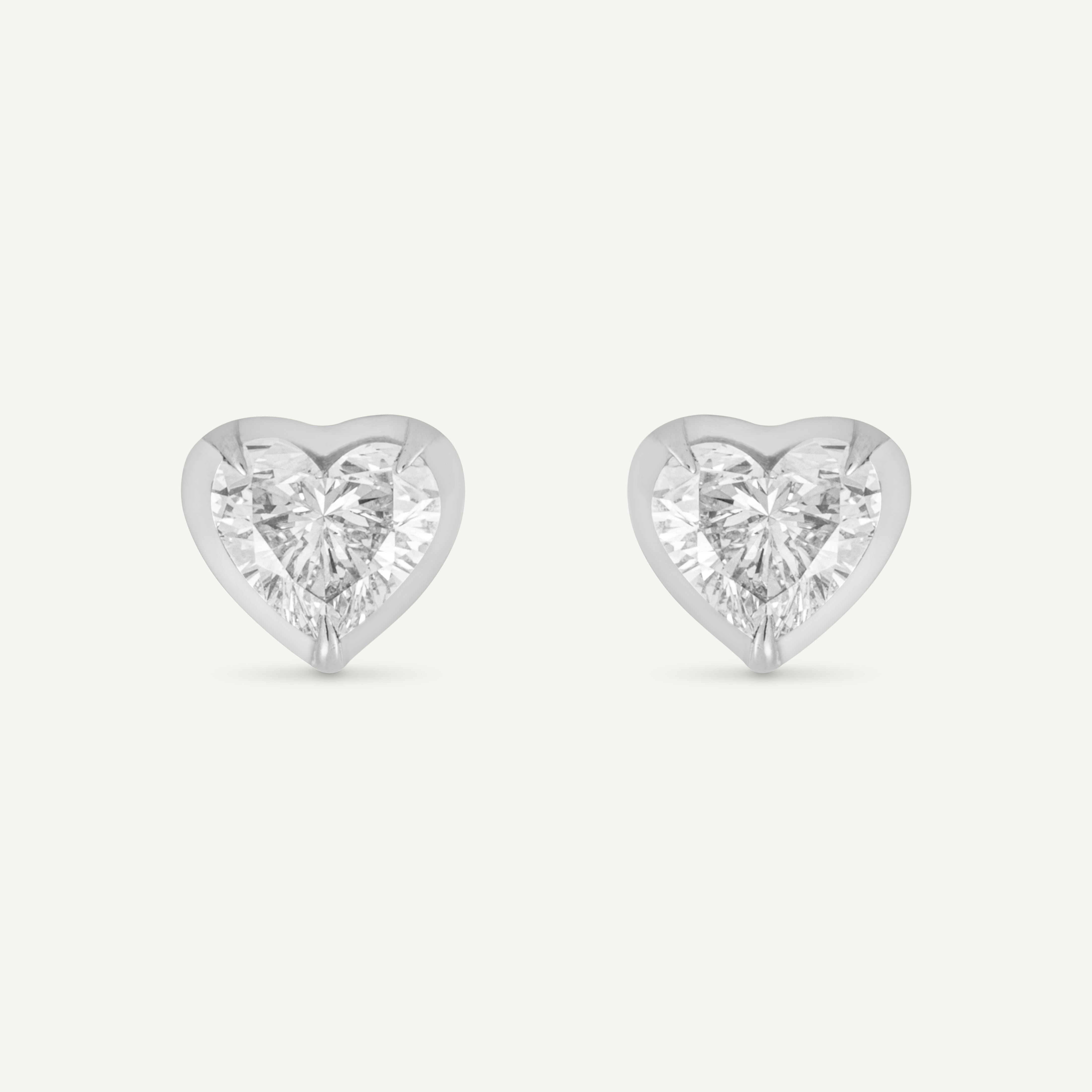 Heart White Gold Bute Studs