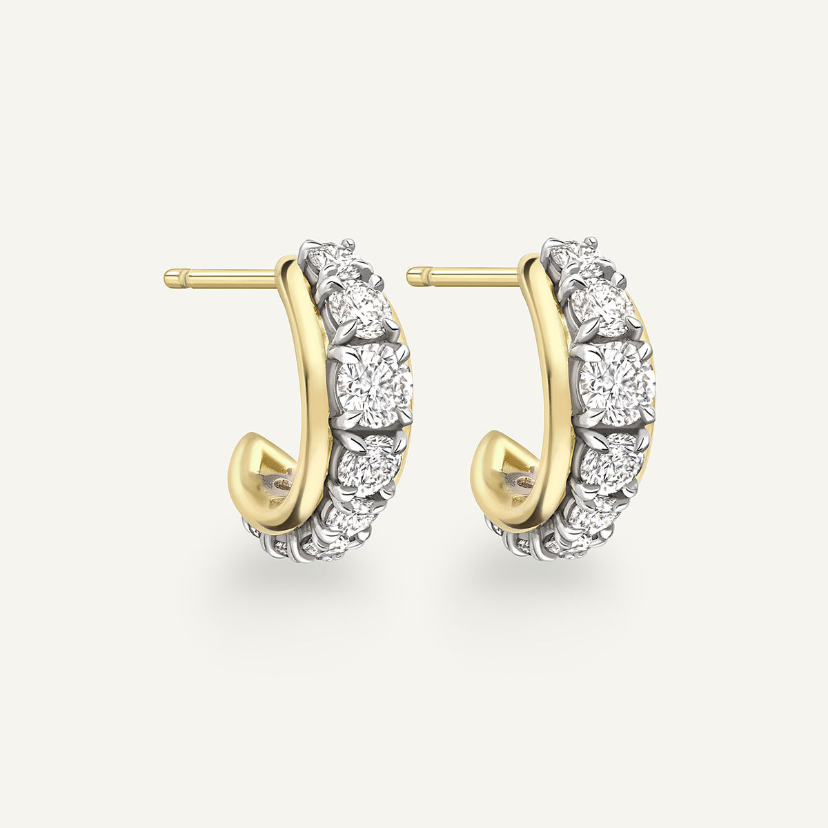 Large Tobermory Hoop Earrings in 18k yellow gold, side view
